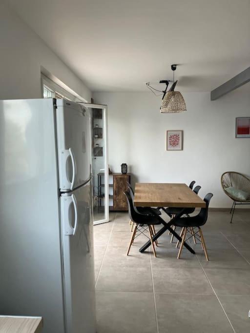 Appartement T4 Terrasse Et Vue イストル エクステリア 写真