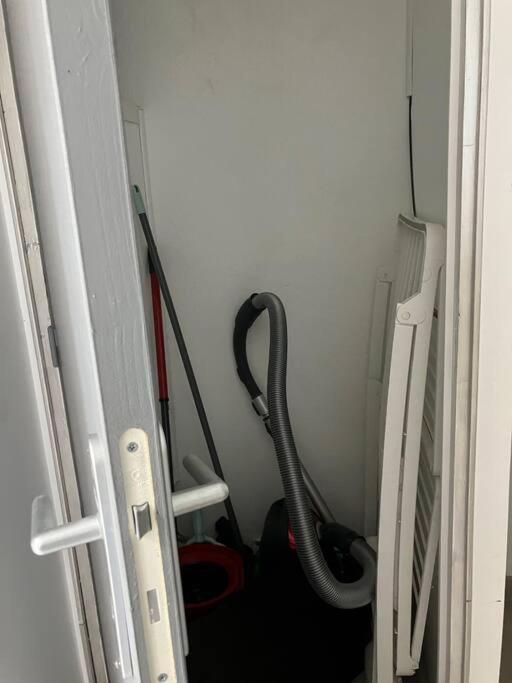 Appartement T4 Terrasse Et Vue イストル エクステリア 写真