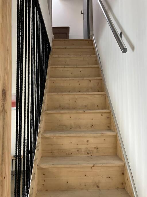 Appartement T4 Terrasse Et Vue イストル エクステリア 写真