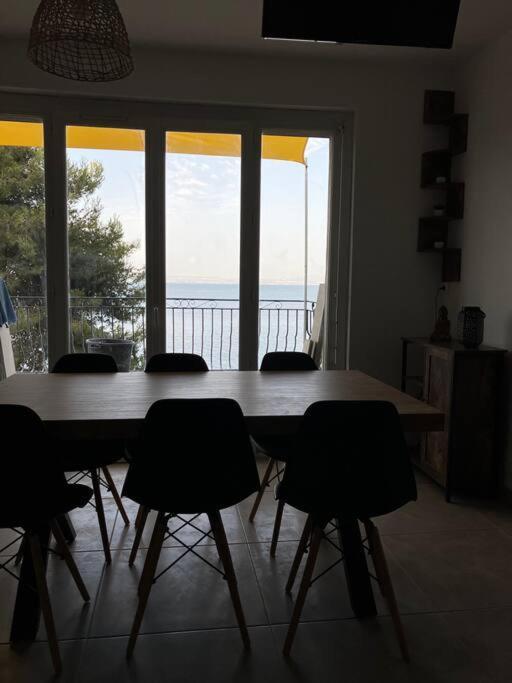 Appartement T4 Terrasse Et Vue イストル エクステリア 写真