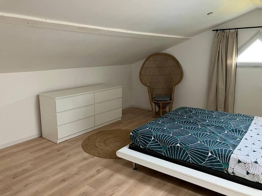 Appartement T4 Terrasse Et Vue イストル エクステリア 写真