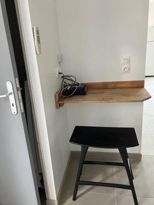 Appartement T4 Terrasse Et Vue イストル エクステリア 写真