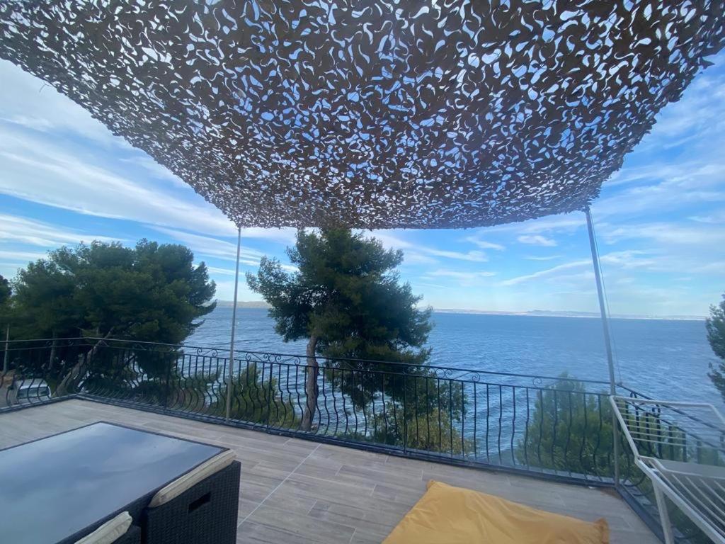 Appartement T4 Terrasse Et Vue イストル エクステリア 写真