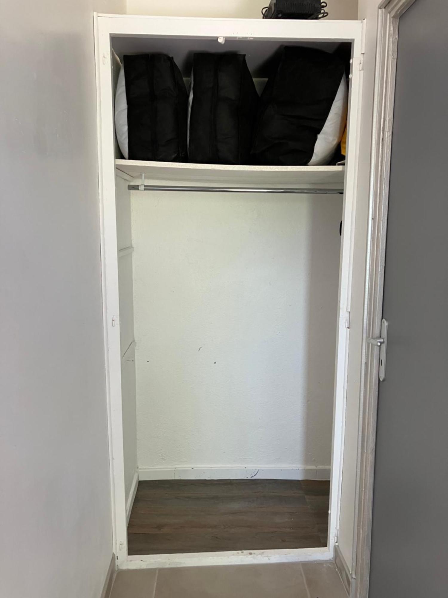 Appartement T4 Terrasse Et Vue イストル エクステリア 写真