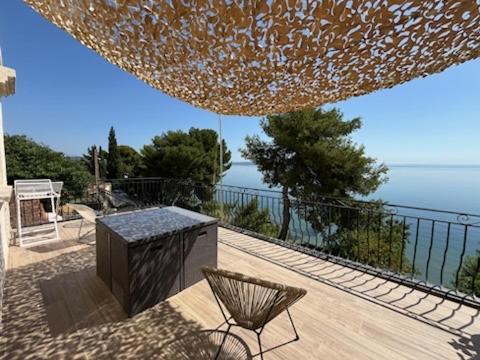 Appartement T4 Terrasse Et Vue イストル エクステリア 写真